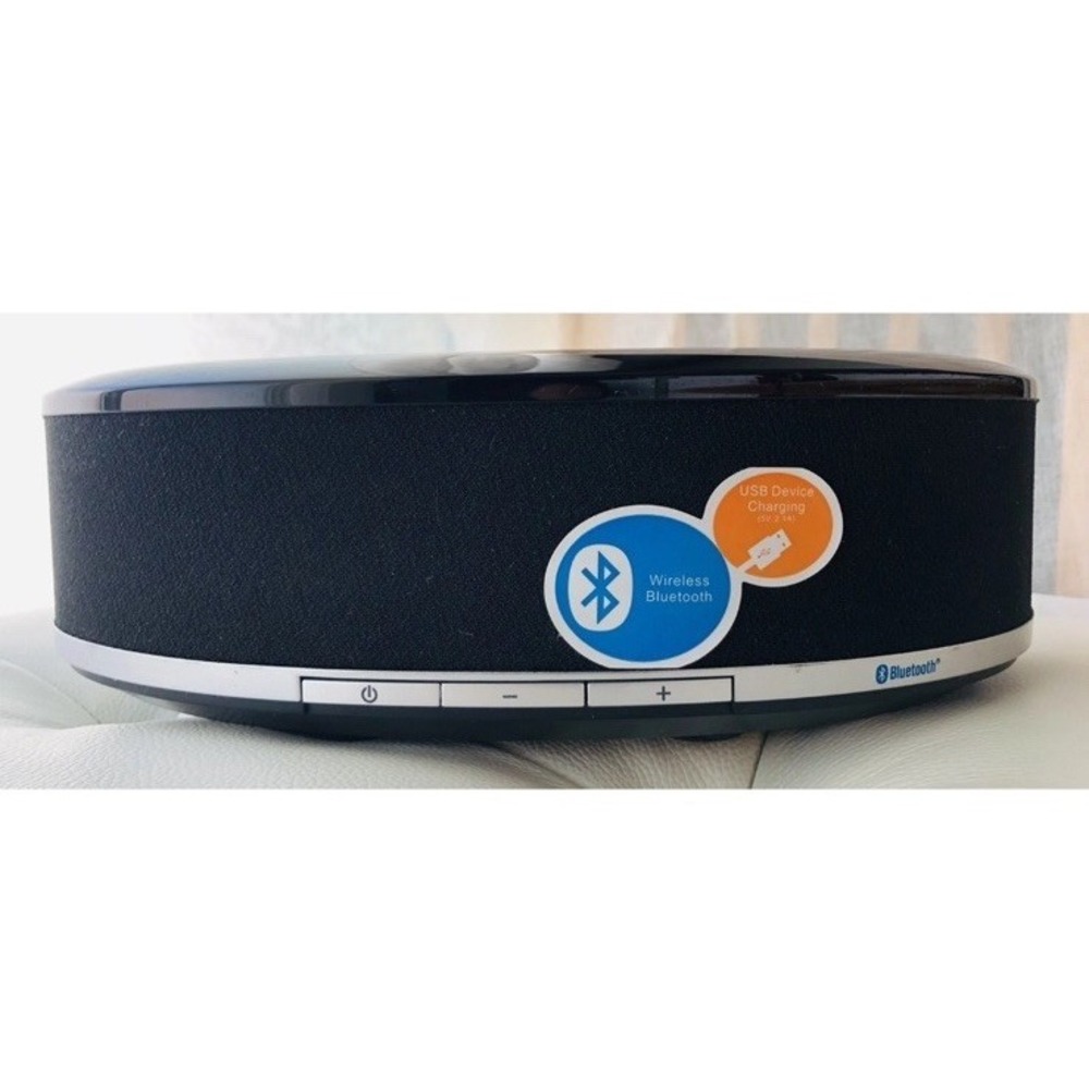 Bluetooth Speaker Q Oval With‎ USB Charging Black Up To 30ft. Aux. in Port